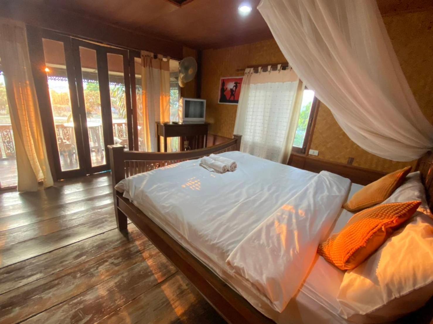 Romantic Time Mountain सहारा 2*